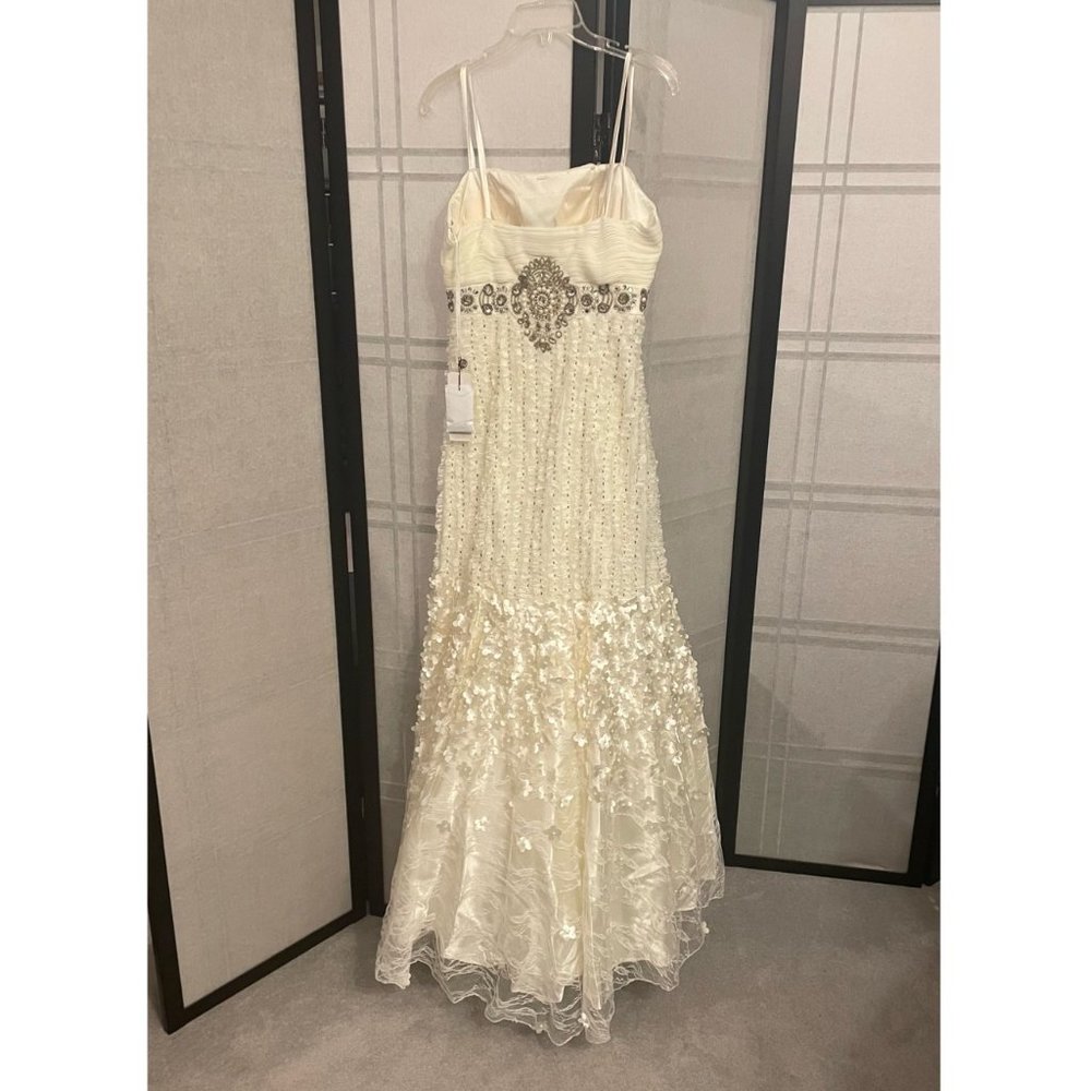 Sue Wong Ivory Wedding Formal Dress with Sequins and Flowers - Picture 2 of 6